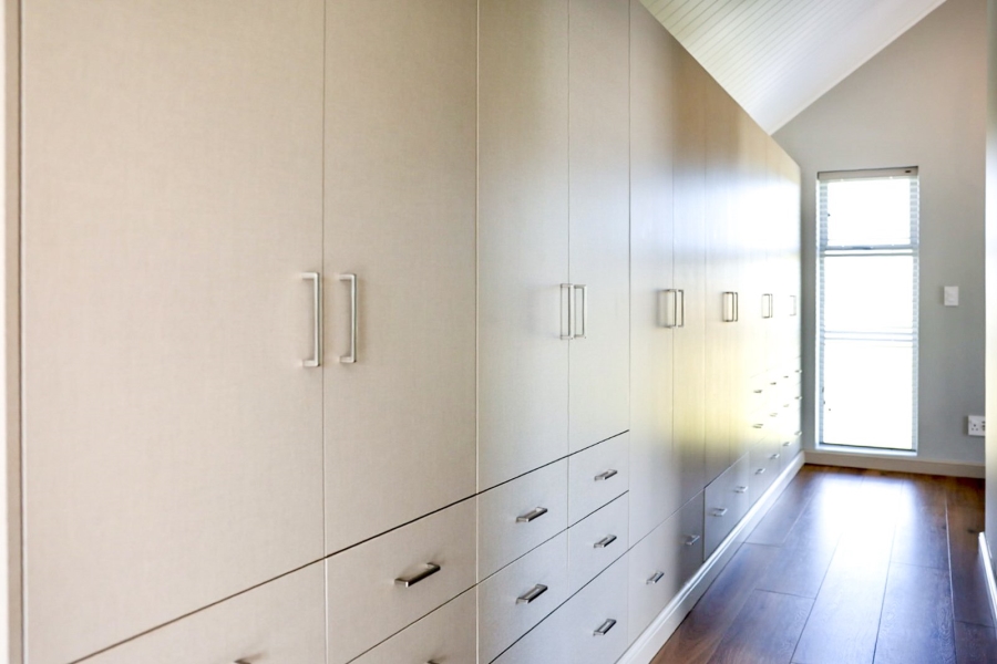 To Let 3 Bedroom Property for Rent in Kingswood Golf Estate Western Cape